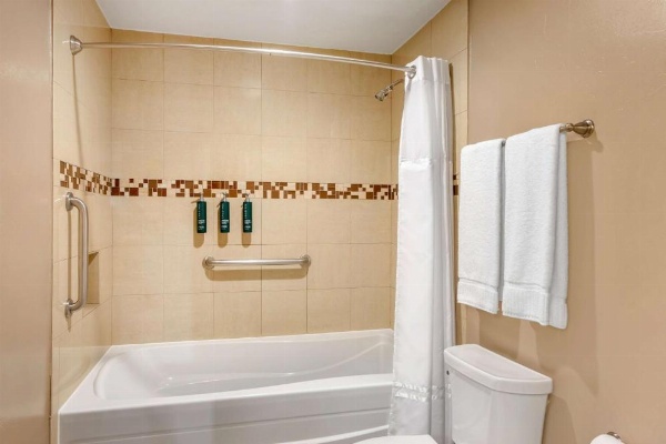 Hilton Vacation Club Varsity Club Tucson image 17