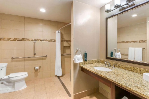 Hilton Vacation Club Varsity Club Tucson image 19
