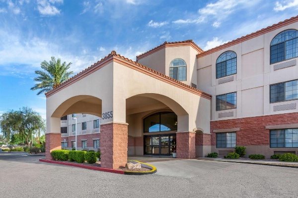 Hilton Vacation Club Varsity Club Tucson image 2